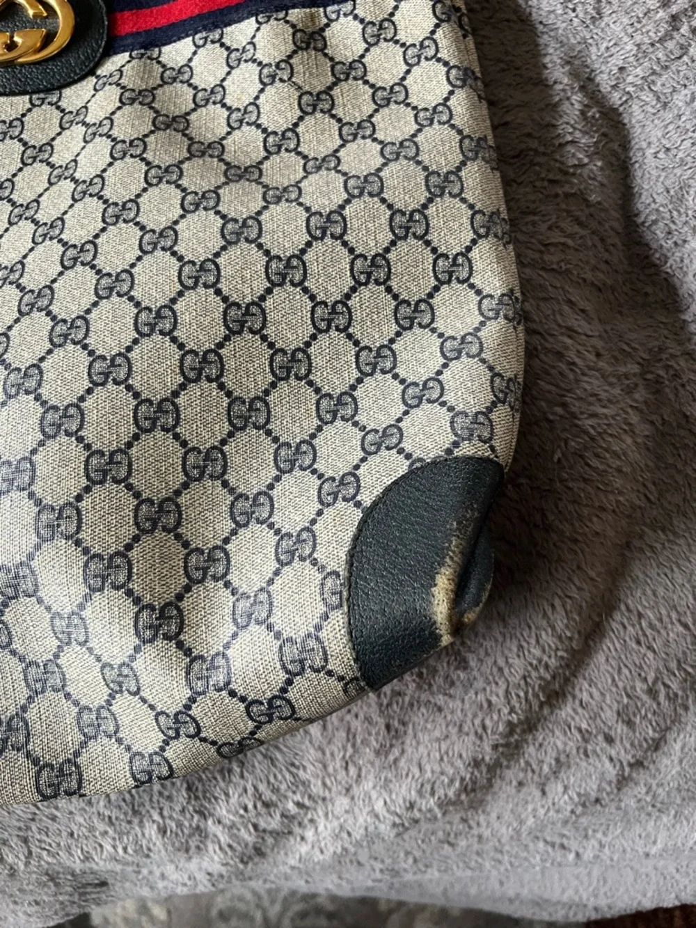 Vintage! Gucci Tote - Picture 7 of 15